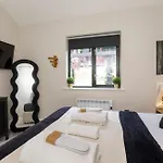 Oakwood With Hot Tubs York Apartament *