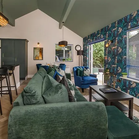 Apartment Oakwood With Hot Tubs York *