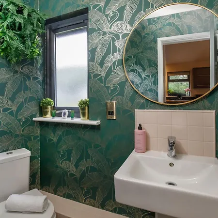 Apartment Oakwood With Hot Tubs York *