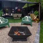 Apartment Oakwood With Hot Tubs York Skipwith