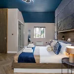 Oakwood With Hot Tubs York Apartment *