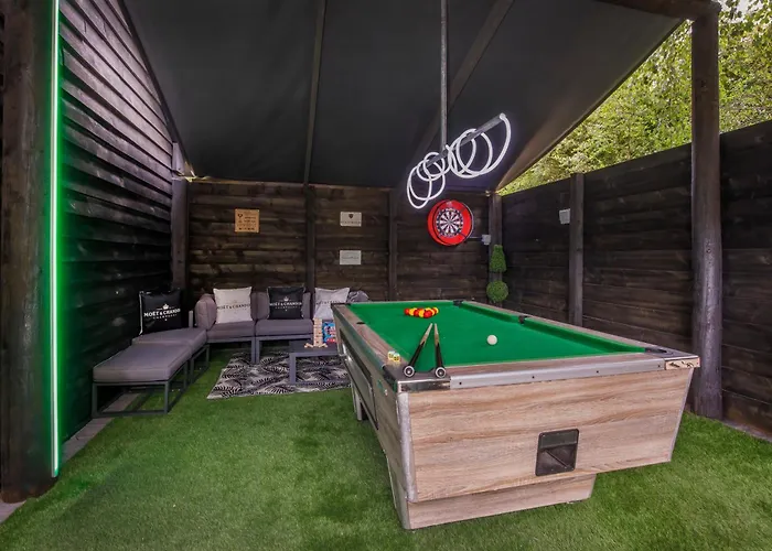 Daire Oakwood With Hot Tubs York